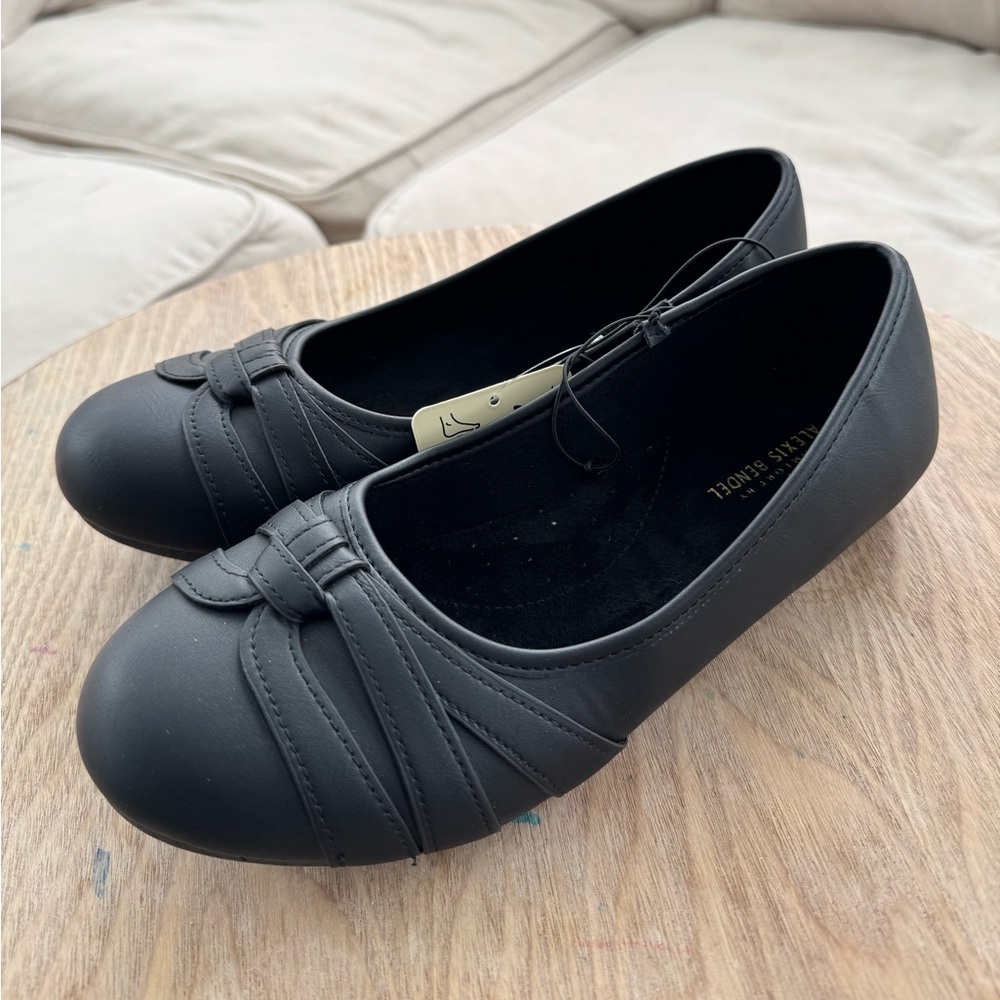 ALEXIS BENDEL Black Faux Leather Comfort Ballerina Flat Size 9